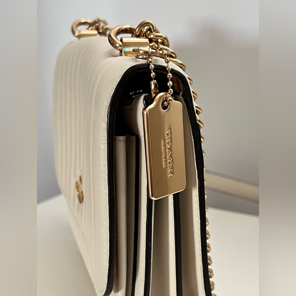 Coach Quilted Leather Shoulder Bag in Chalk White with Gold Chain - Picture 3 of 12